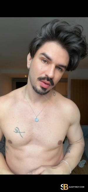 Bisexual Escort Fabricio 27yr - licking