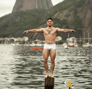 Bisexual Escort Yuri 24yr - sucking