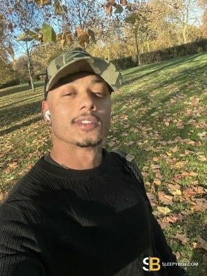 Bisexual Escort Bruno Black 32yr - licking