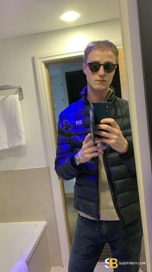 Gay Escort Richard 30yr - blowjob