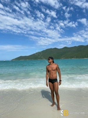 Bisexual Escort Rodrigo 29yr - sucking