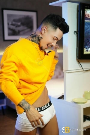 Bisexual Escort Diego Jeffson Da Silva Padilha 26yr - sucking