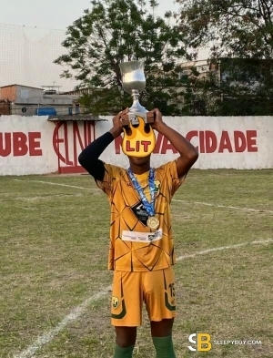 Bisexual Escort Hiago 18yr - sucking