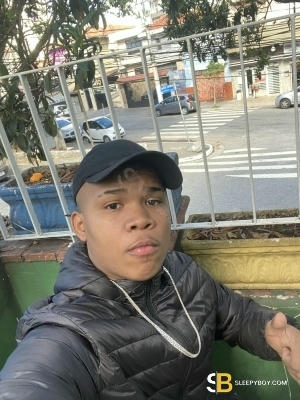 Bisexual Escort Hiago 18yr - sucking