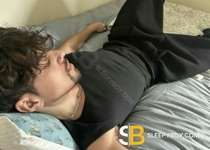 Gay Escort Georgie 25yr - role