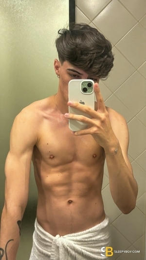 Bisexual Escort Mateus 20yr - licking