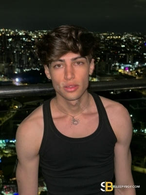 Bisexual Escort Mateus 20yr - role