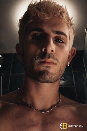 Gay Escort Zayne 32yr - role