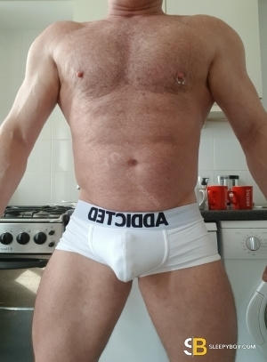 Gay Escort Matt 48yr - double penetration