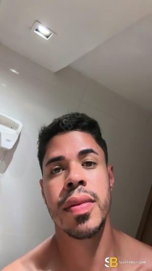 Bisexual Escort Lucas Hide 26yr - role