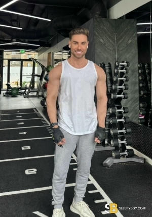 Bisexual Escort Bruno 32yr - role