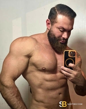 Gay Escort Ray 30yr - licking