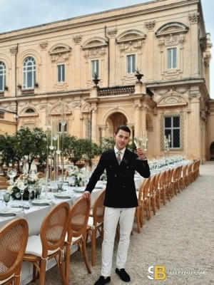 Gay Escort Christian 25yr - licking