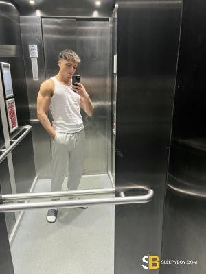 Bisexual Escort Will 21yr - licking