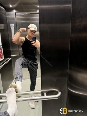 Bisexual Escort Will 21yr - licking