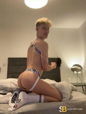 Gay Escort Josh 23yr - role