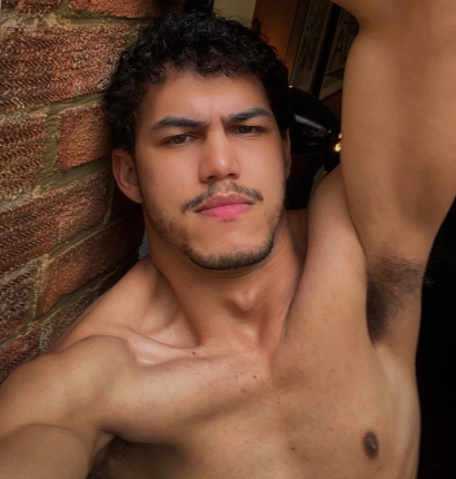 marco Surrey Canada escort gay