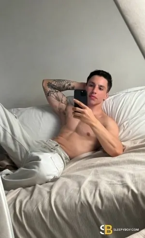 Bisexual Escort Pedro 27yr - exhibitionist
