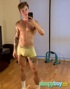 male rent boy Victoria New Pics - Pedro