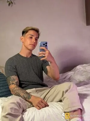 Bisexual Escort Pedro 27yr - exhibitionist