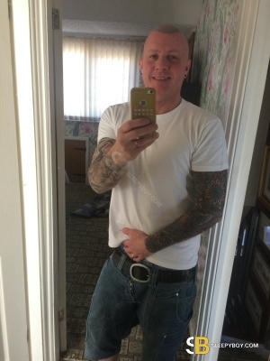 Escort Gavin 35yr - licking