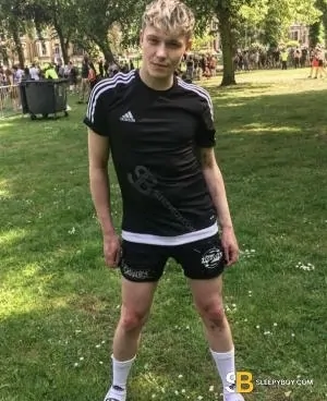Escort Emo Kid// Jake Lust <3 23yr - shoes
