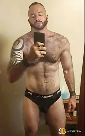 Gay Escort Justin 30yr - masseur