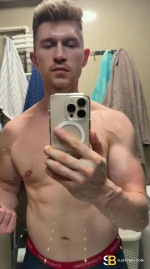 Gay Escort Dave22cm 28yr - always safe sex