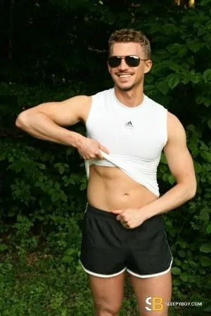 Gay Escort Dave22cm 28yr - trios