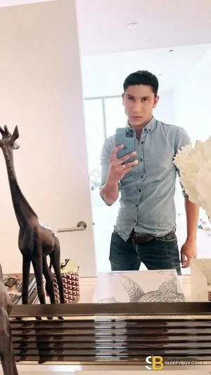 Gay Escort Persian Prince - Iranian Twink 21yr - massage