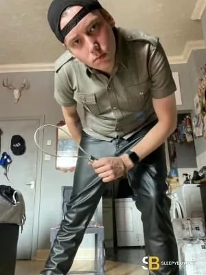 Gay Escort Ryan 22yr - double penetration