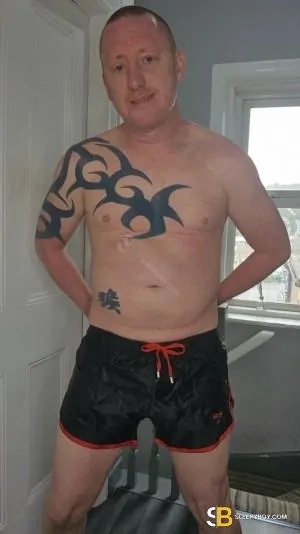 Gay Escort Tomtom 40yr - masseur