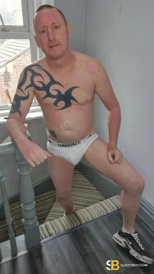 Gay Escort Tomtom 40yr - massage