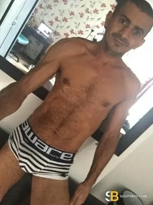 Bisexual Escort Reggie 40yr - massage