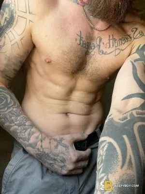 Bisexual Escort Josh 30yr - double penetration