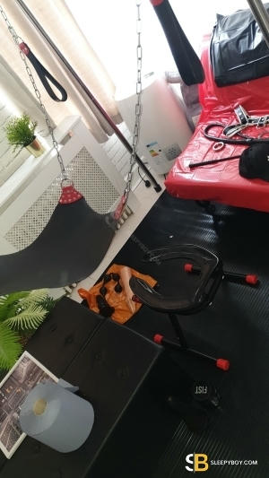 Gay Escort Pig Master Boy - Alan 24yr - massage