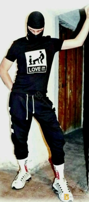 Escort Pig Master Boy - Alan 24yr - masseur