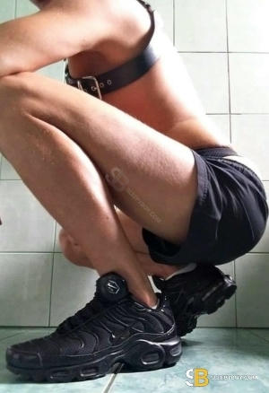 Gay Escort Pig Boy Master Alan 25yr - masseur