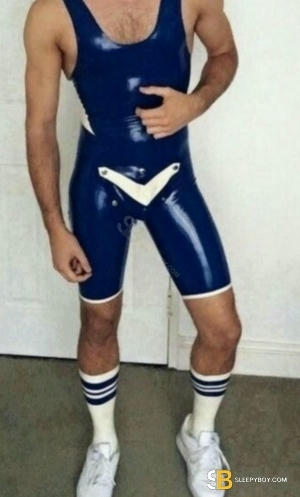 Gay Escort Pig Master Boy 26yr - massage