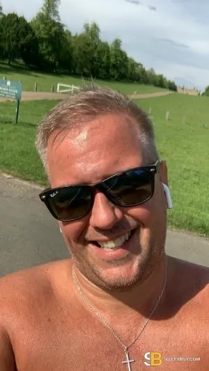 Gay Escort Oral Expert 30yr - massage