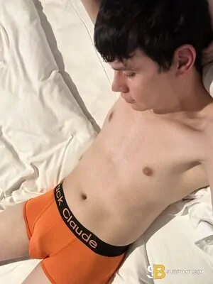 Gay Escort Hope 23yr - always safe sex