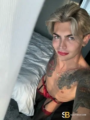Gay Escort British Ryo 21yr - cum eating