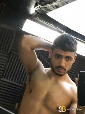 Gay Escort Aaron 28yr - masseur