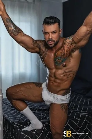 Bisexual Escort Davi_onlytopxxl 25yr - exhibitionist