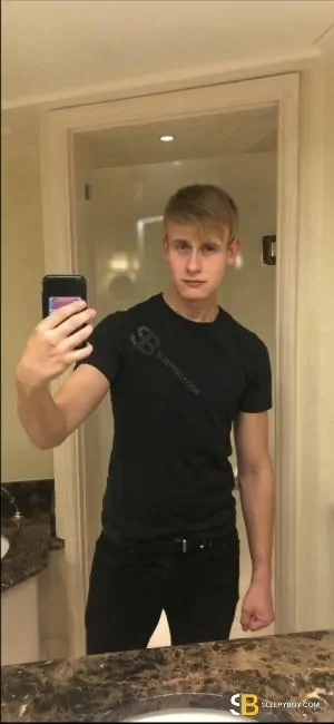 Gay Escort Finn 22yr - role