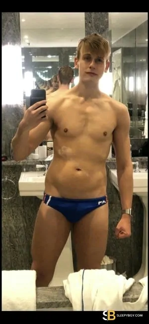 Gay Escort Finn 22yr - sucking