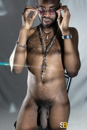 Gay Escort Antoine 24yr - trios