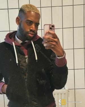 Gay Escort Antoine 25yr - pnp