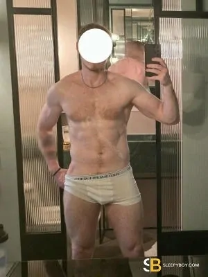 Gay Escort Sean 30yr - blowjob