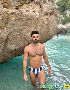 male rent boy London Davide